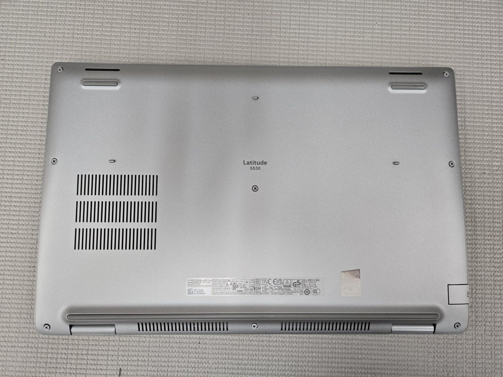 Dell Latitude 5530, Intel i5-1245U Laptop for Parts & Not Working