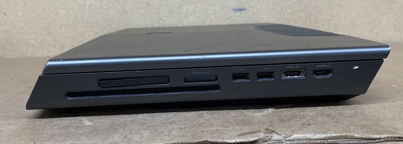 Alienware M17x R3, Intel Core i7-2670QM, 16GB RAM, 1.5TB HDD W10 *READ*