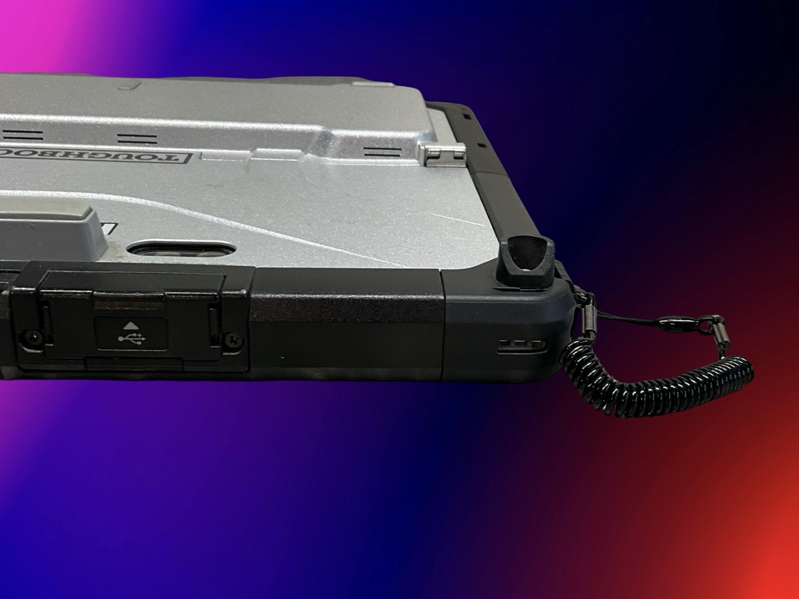Panasonic Toughbook CF-33 i5-6TH GEN 2.4GHz 8GB RAM TOUCH