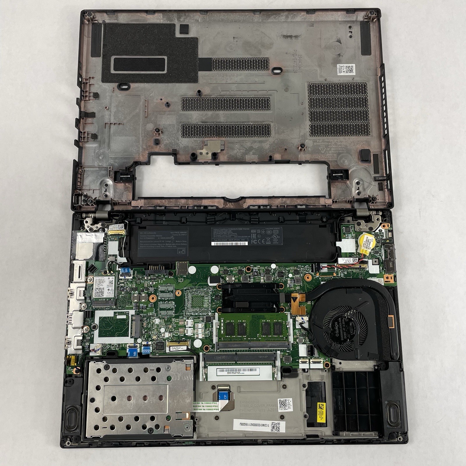 Lenovo ThinkPad T480 14″ i5-8350U 1.70 GHz 8 GB RAM No SSD/OS/AC- READ