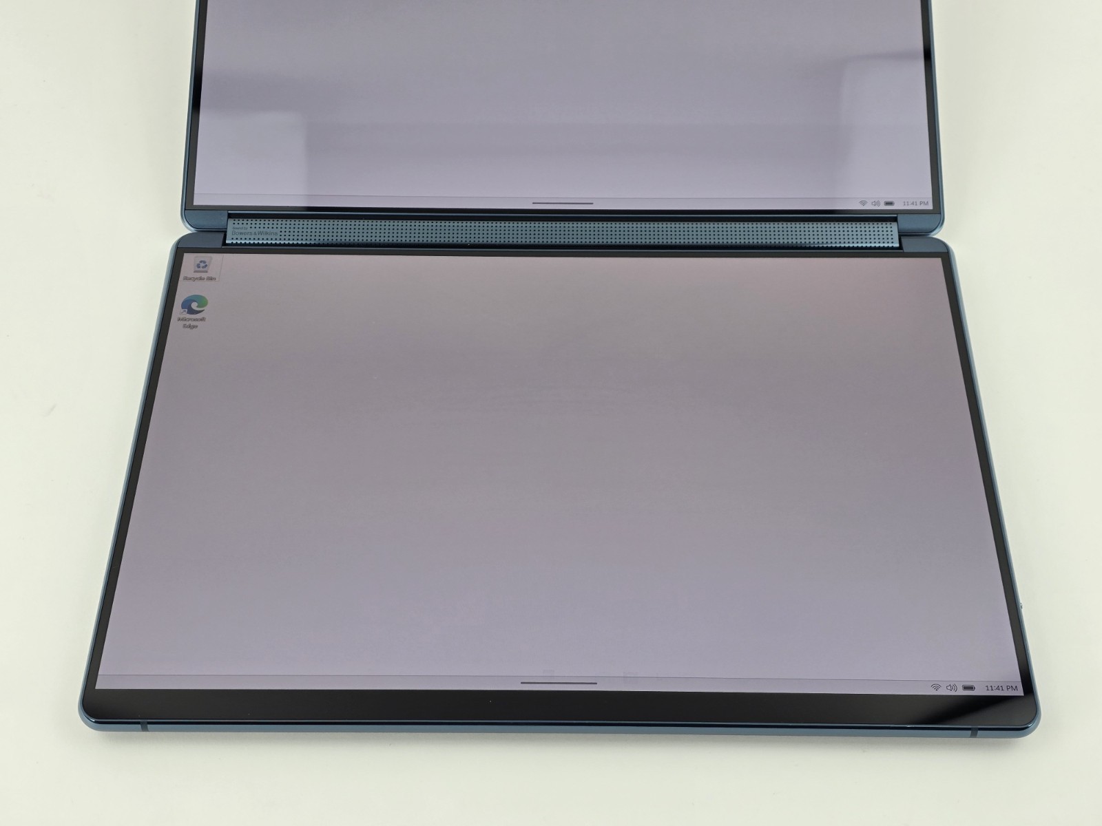 Lenovo Yoga Book 9i Dual 13.3″ 2.8K OLED Ultra 7 155U 16GB 1TB – Used – READ