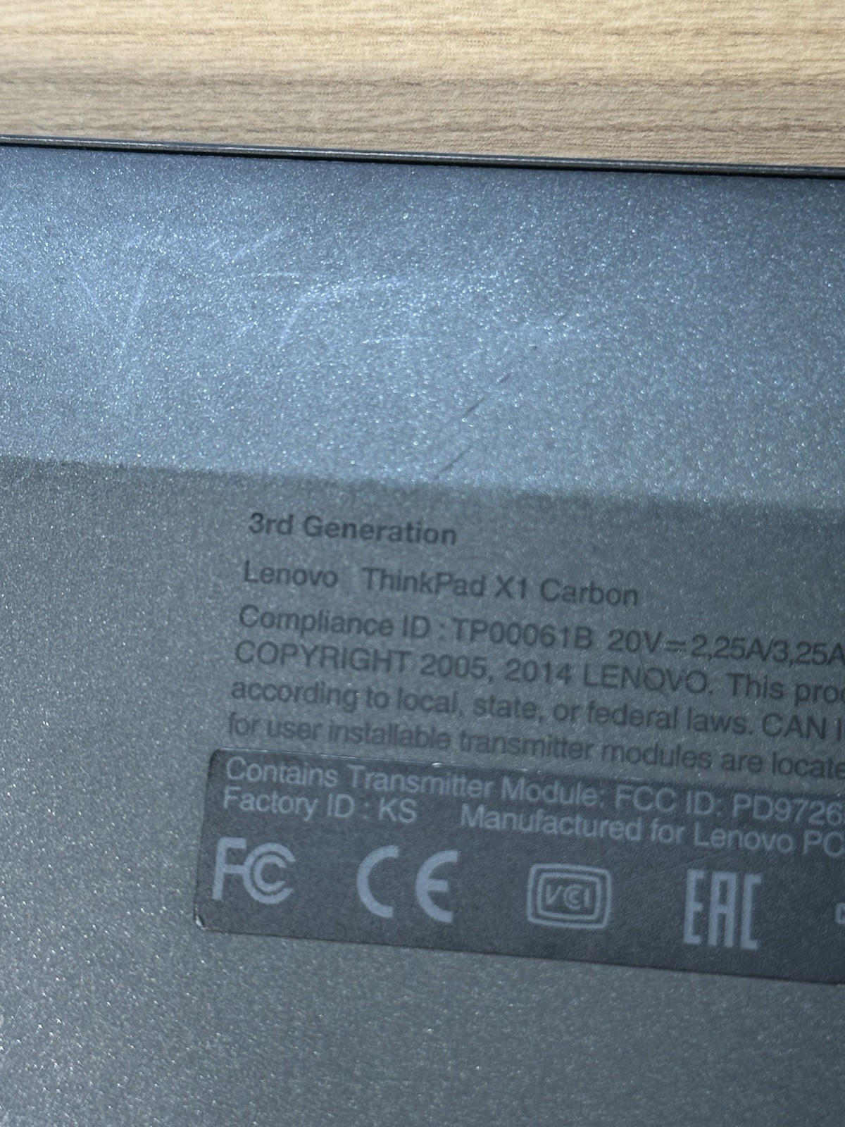 Lenovo ThinkPad X1 Carbon Gen 3 Intel i5-5300U 2.3GHz 4GB Ram 256GB SSD (no OS)