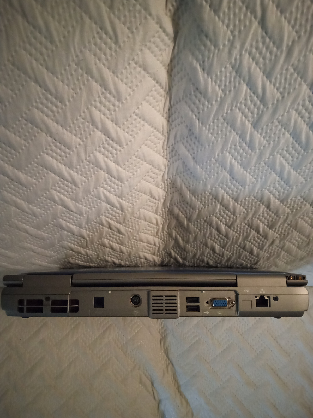 Vintage Dell Inspiron 1100 Laptop 2.40GHz 40GB HD Windows XP Pro. Nice!