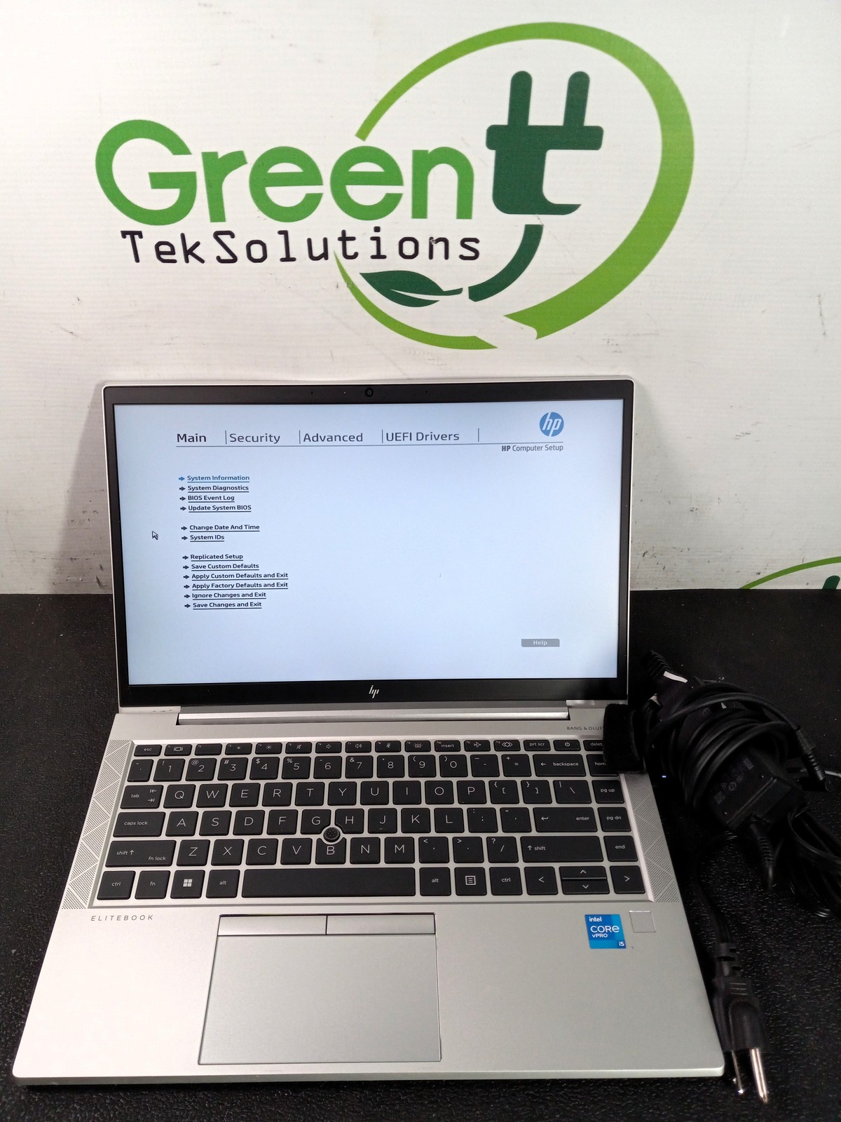 HP EliteBook 840 G8 14″ Intel i5-1145G7 2.6GHz 16GB 256GB Laptop w Win11 Adapter
