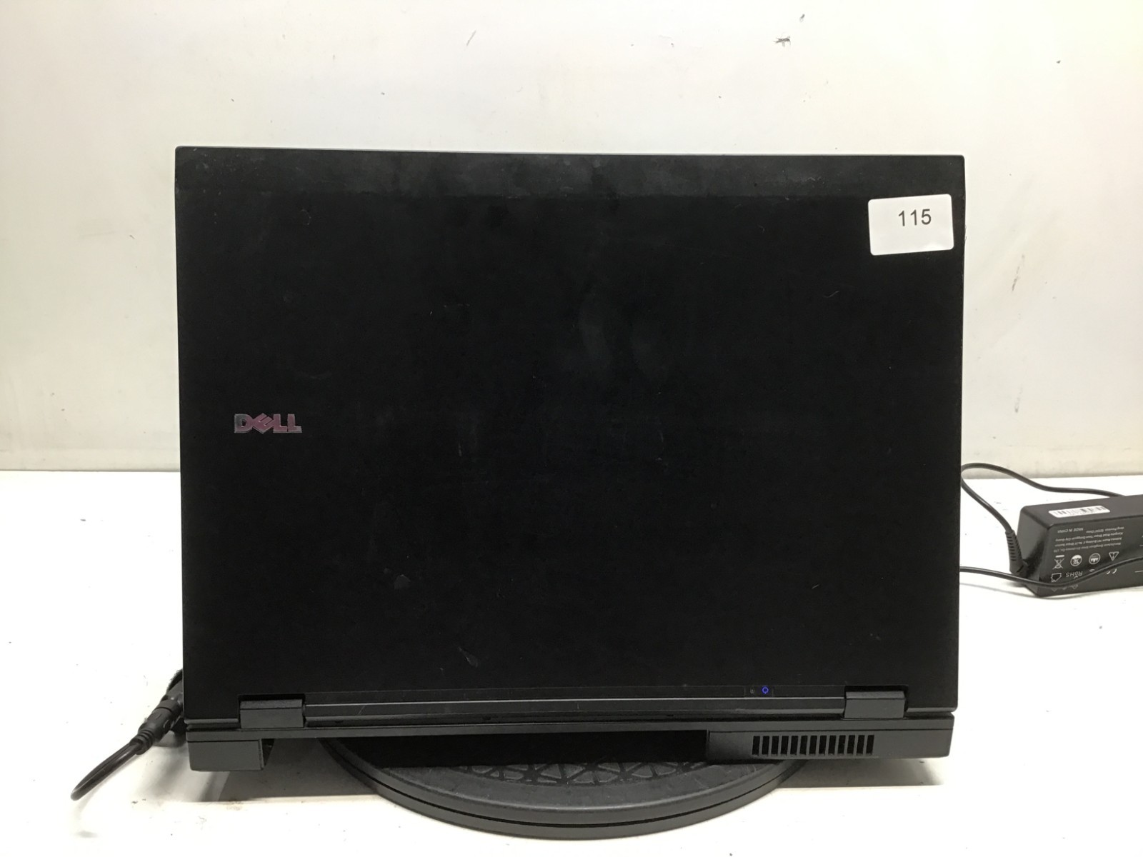 Dell Latitude E5500 Intel Core 2 Duo p8400 2.26GHz 2GB NO HDD