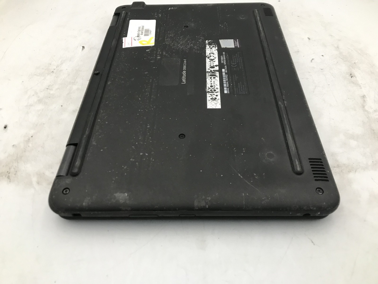 DELL LATITUDE 3190 -BOOTS TO BIOS- INTEL PENTIUM SILVER N5000 – 4GB RAM -READ-BB