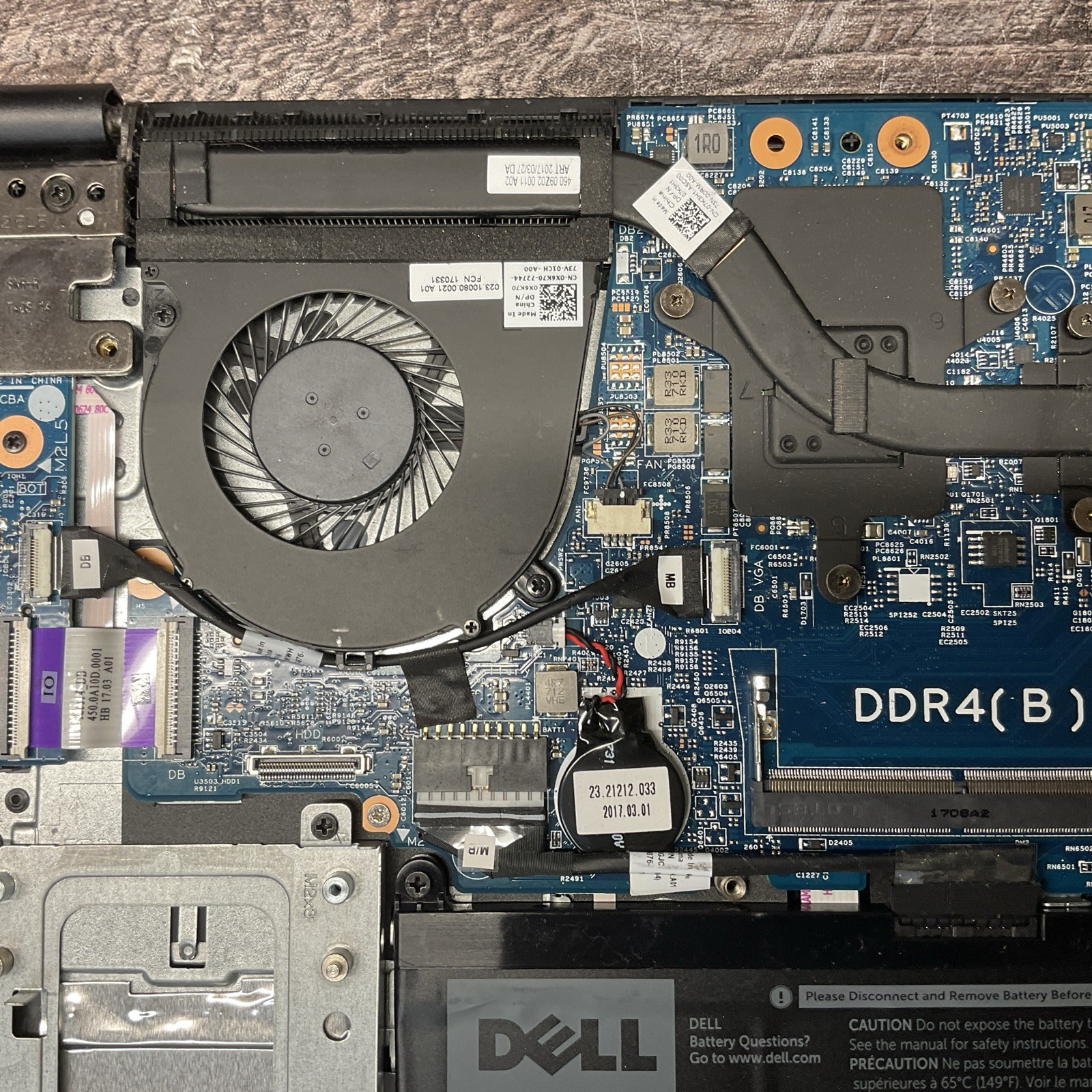 Dell Latitude 3480 / i7 7th Gen / BIOS Unlocked / No RAM / No SSD / P20