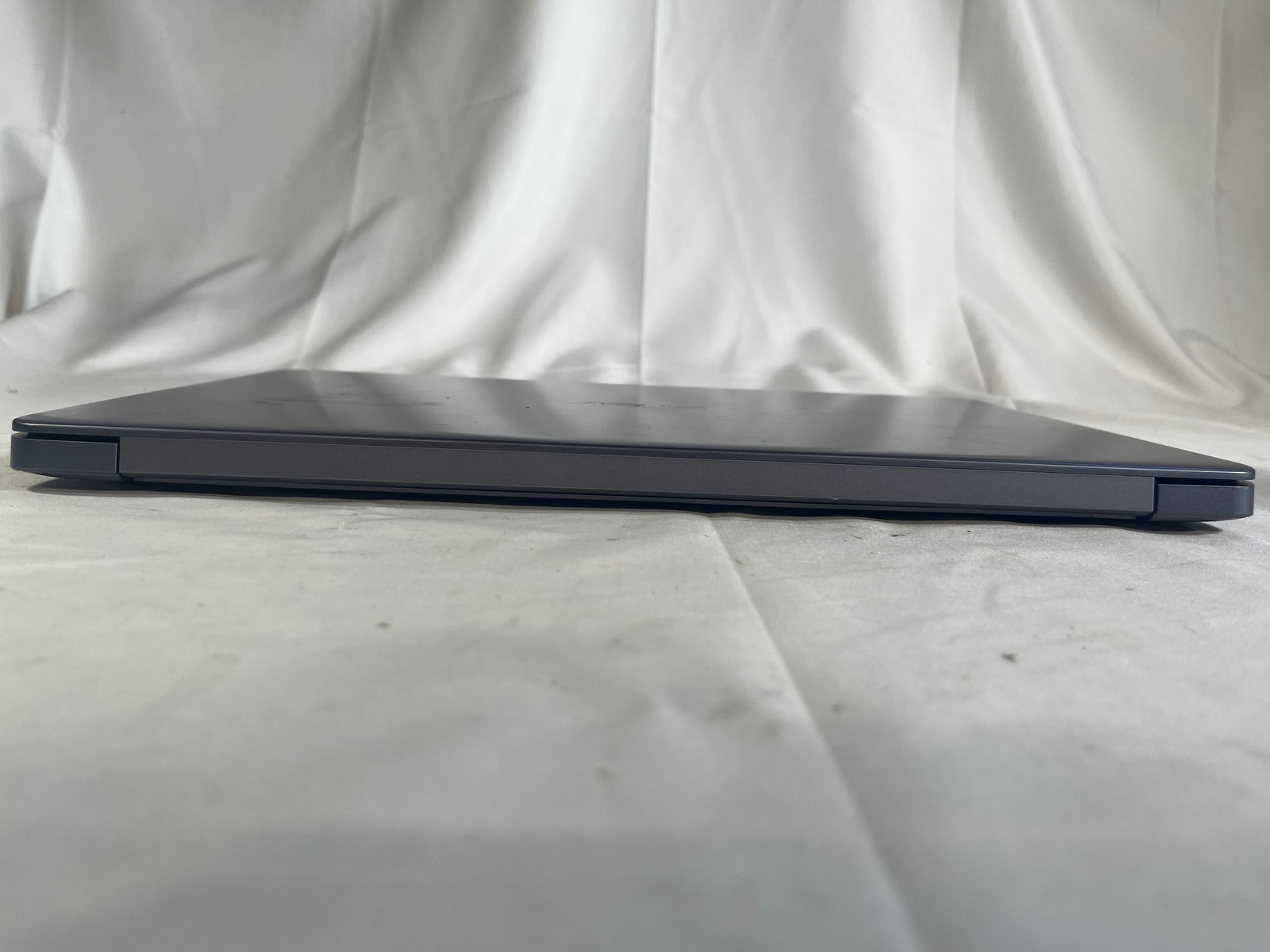 ASUS Vivobook S X510UNR Intel Core i5-8250U 8 GB 256GB SSD 15.6″