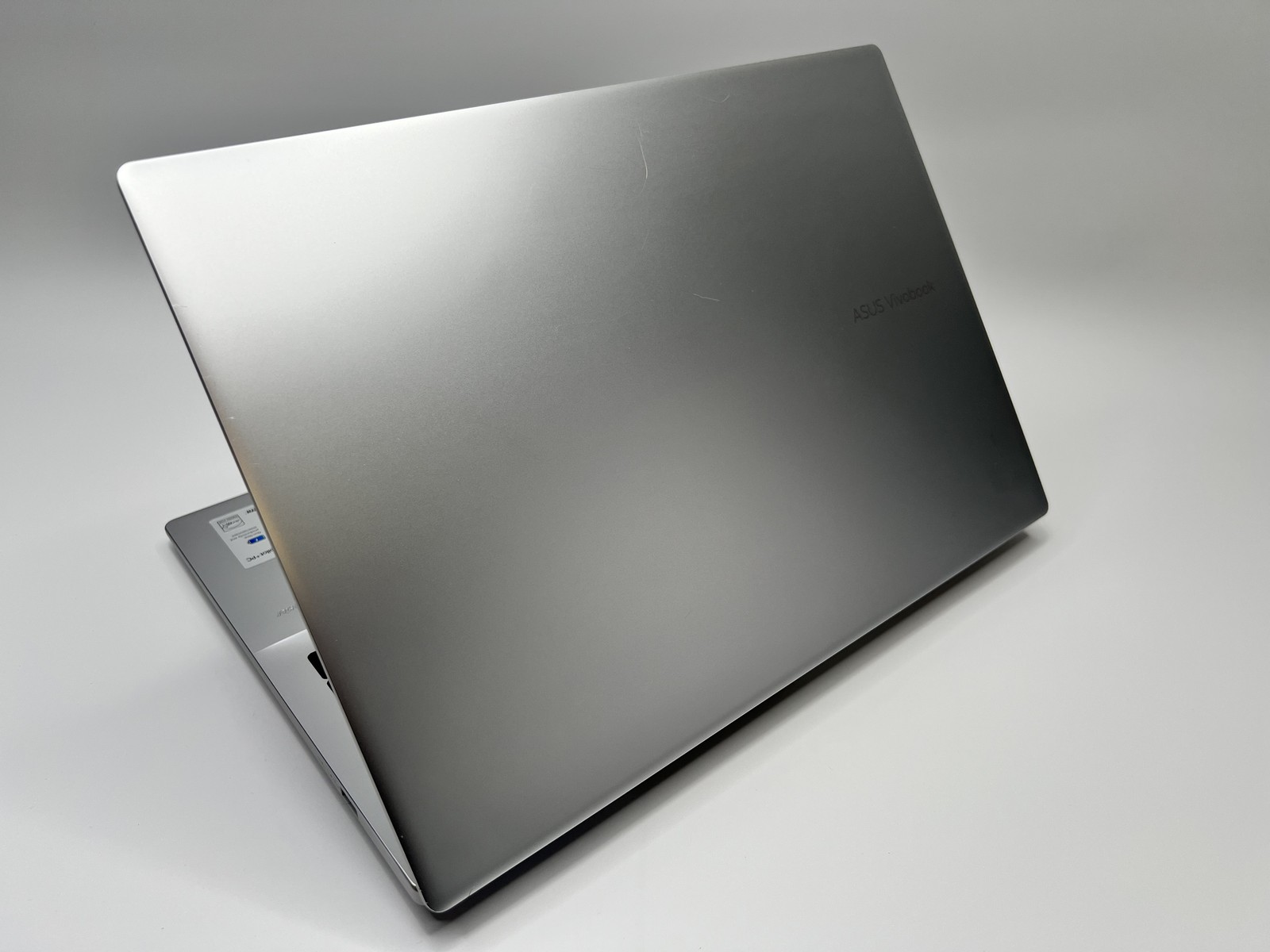 Asus Vivobook 16″ Snapdragon X 8-Core 16GB 1TB SSD Windows 11 Copilot+ PC Wrty