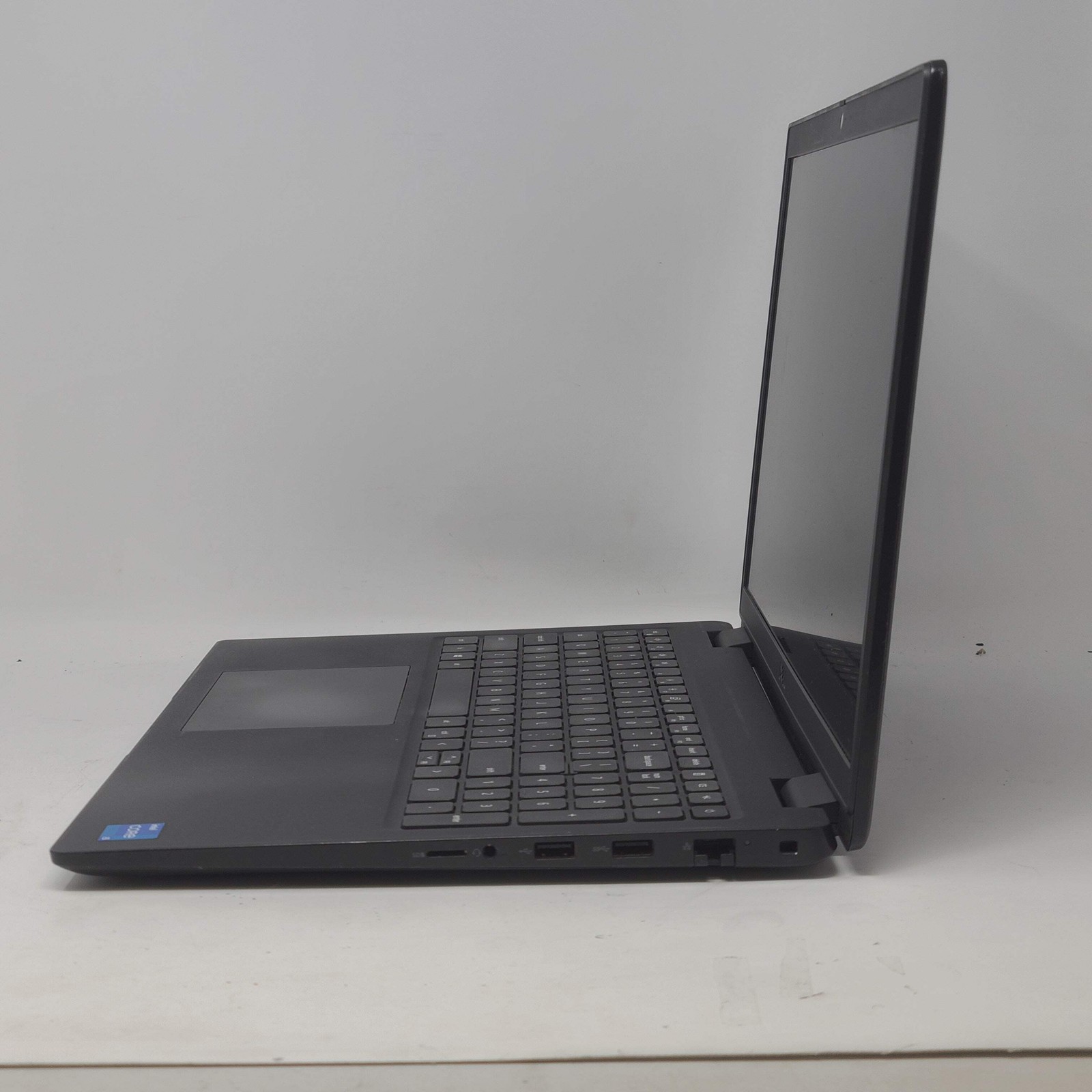 Dell Latitude 3520 15.6″ i5-1135G7 2.4GHz 16GB RAM 256GB SSD