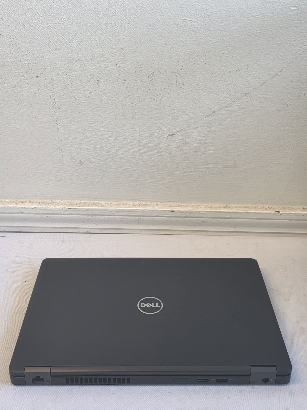 Dell Latitude 5480 Laptop – Intel i5 Gen 7 – 4GB RAM – 500GB HDD – Windows 10