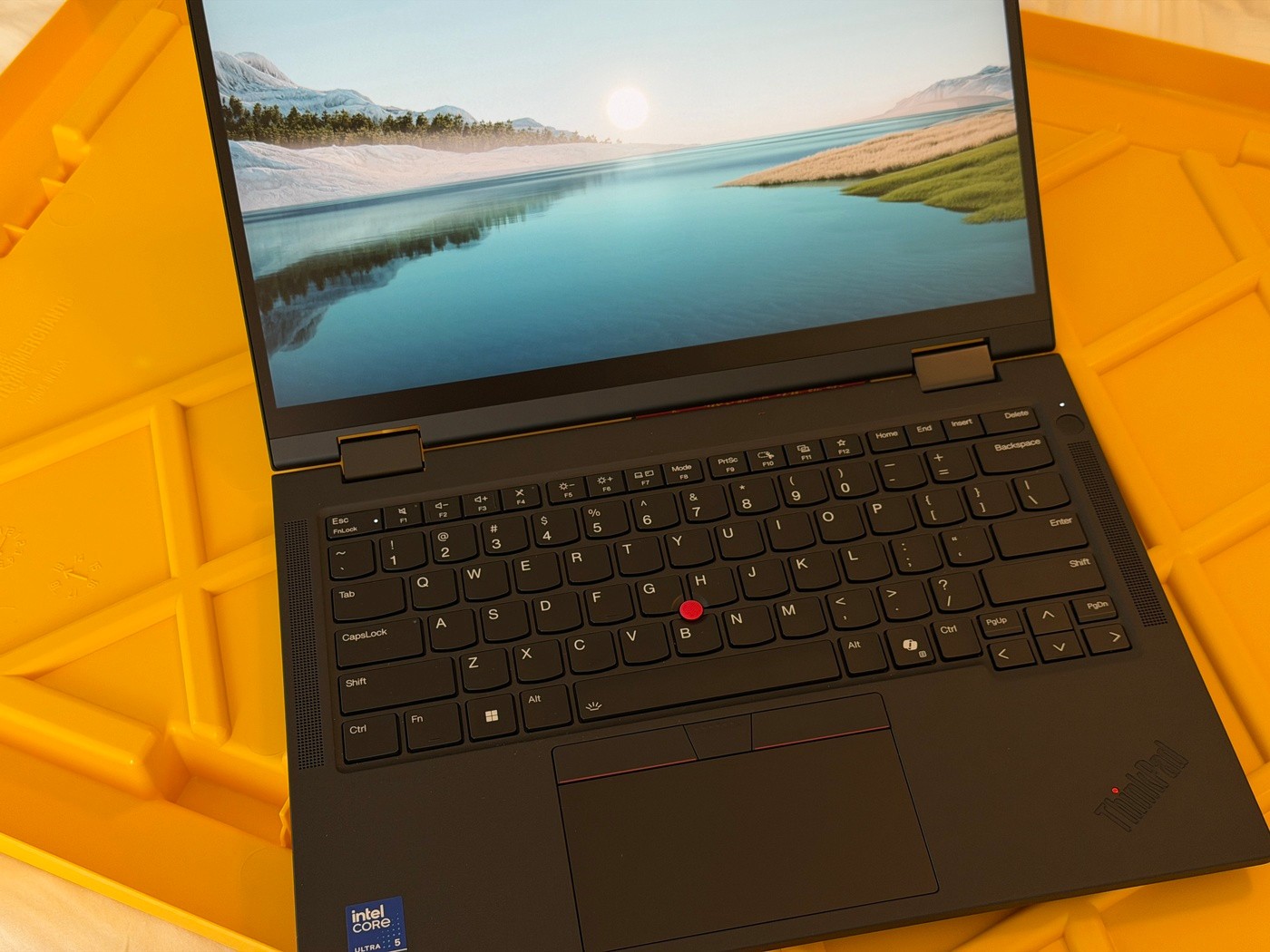 Lenovo 21R30010US ThinkPad T14s 14″ Touchscreen 2-in-1 Notebook