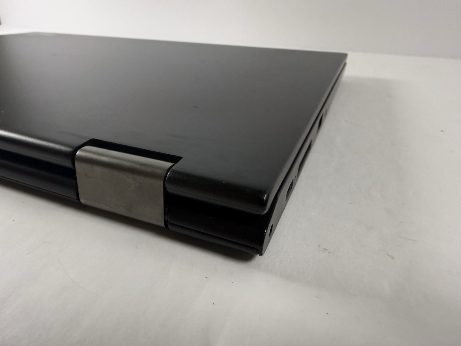 Lenovo ThinkPad L13 Yoga Gen2 2-in-1 Touch i5-11th Gen 16GBRAM No Batt No SSD/OS