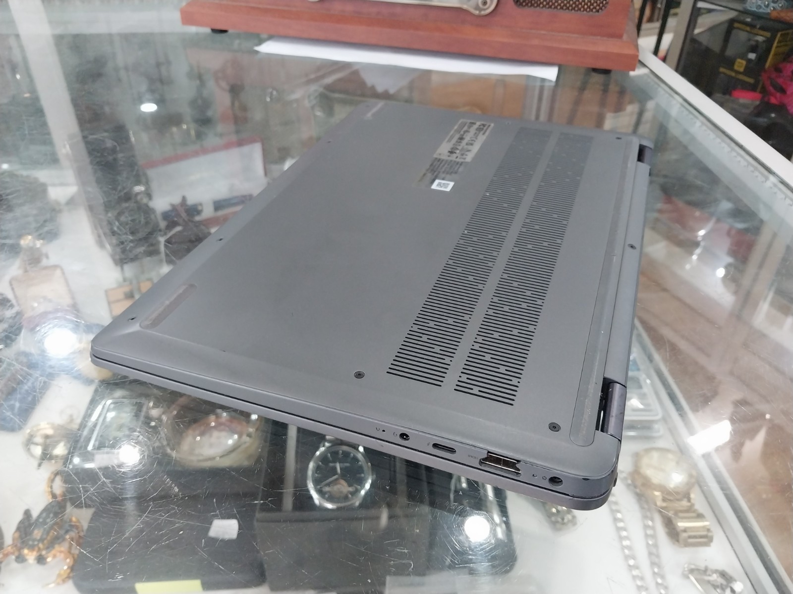 Lenovo Ideapad Flex 5 14IAU7 14″ 4GB RAM 128GB SSD WIN 11 HOME