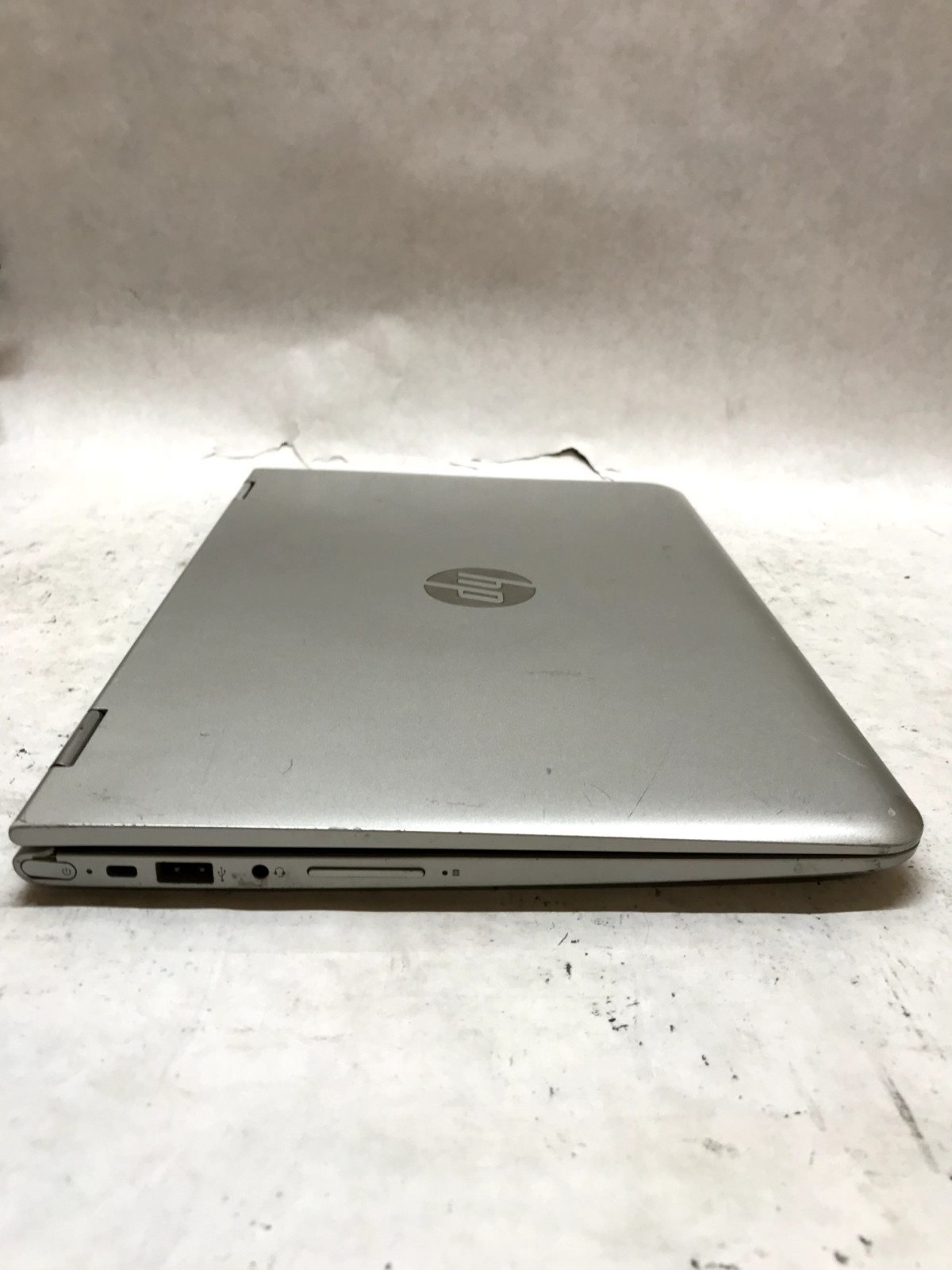 HP Pavilion x360 m3 Convertible 13.3″ Intel i3-6100U 2.3GHz 6GB RAM For Parts DW