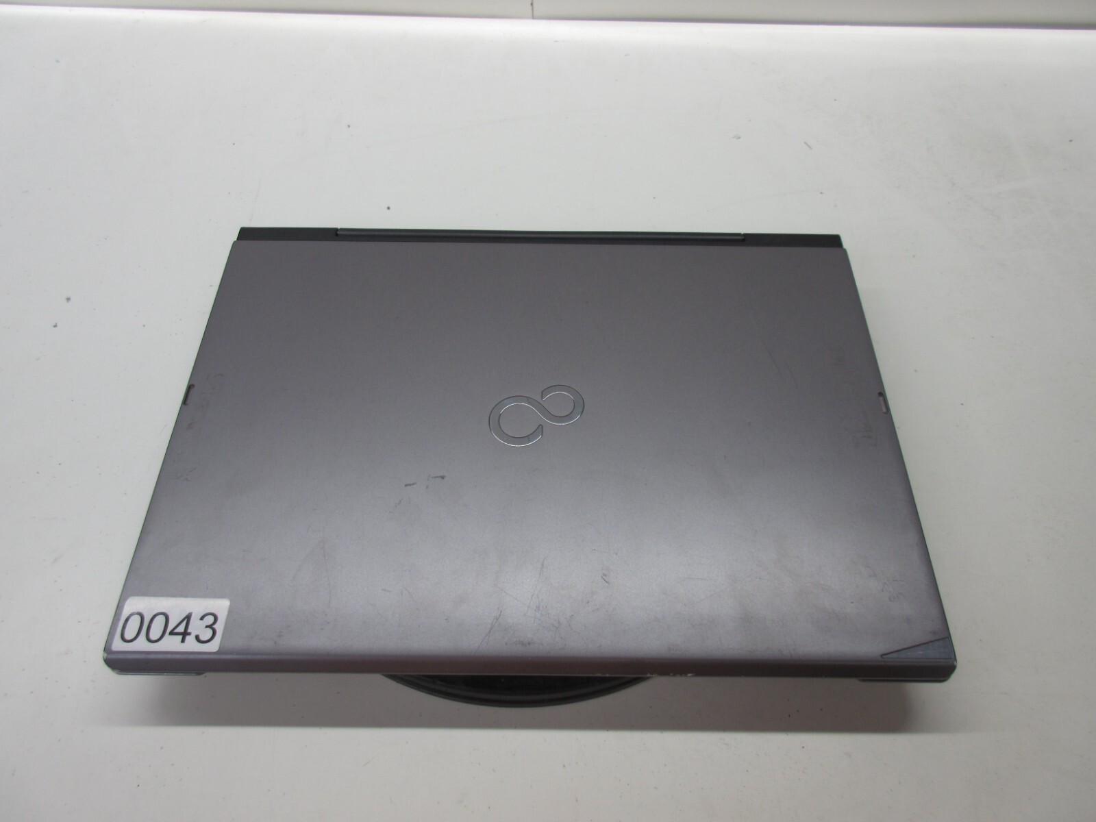Fujitsu LifeBook T904 i5-4300U@2.9GHz 8GB/1TB HDD 2560 x 1440 Win7Pro&Offce16