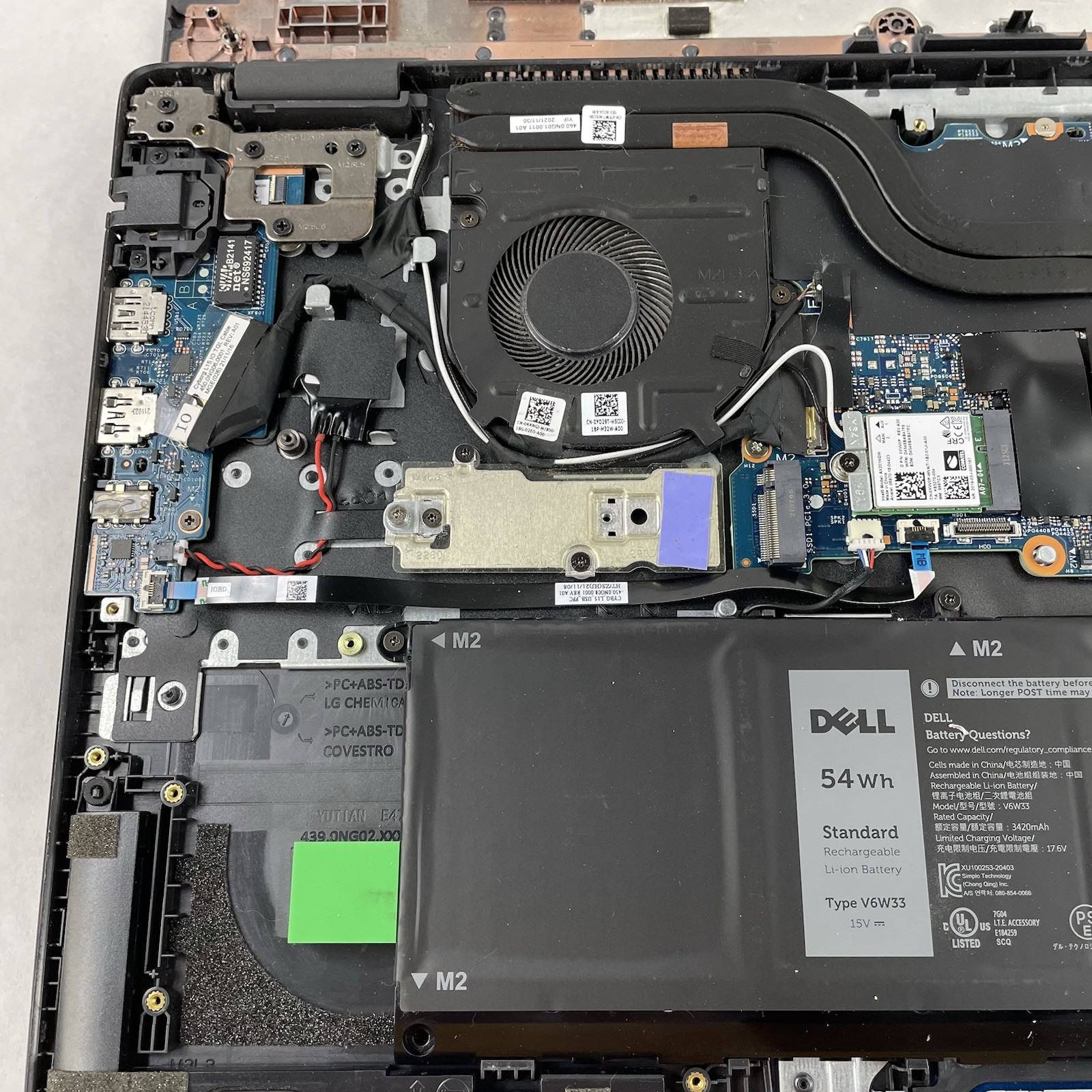 Dell Latitude 3520 15.6″ i5-1135G7 2.40 GHz 8 GB RAM No SSD/OS/AC