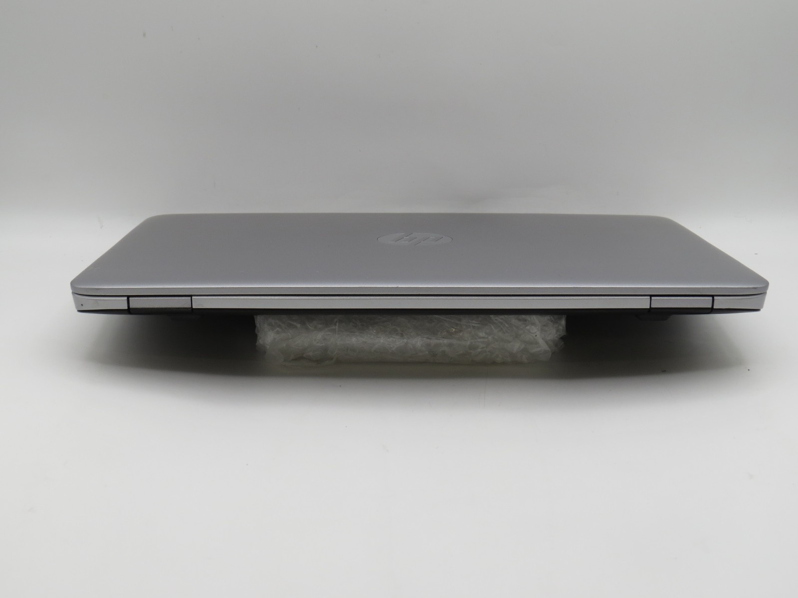 HP EliteBook 840 G3 i5-6300U @ 2.4GHz 8GB DDR4 14″ 256GB SSD No OS/Batt