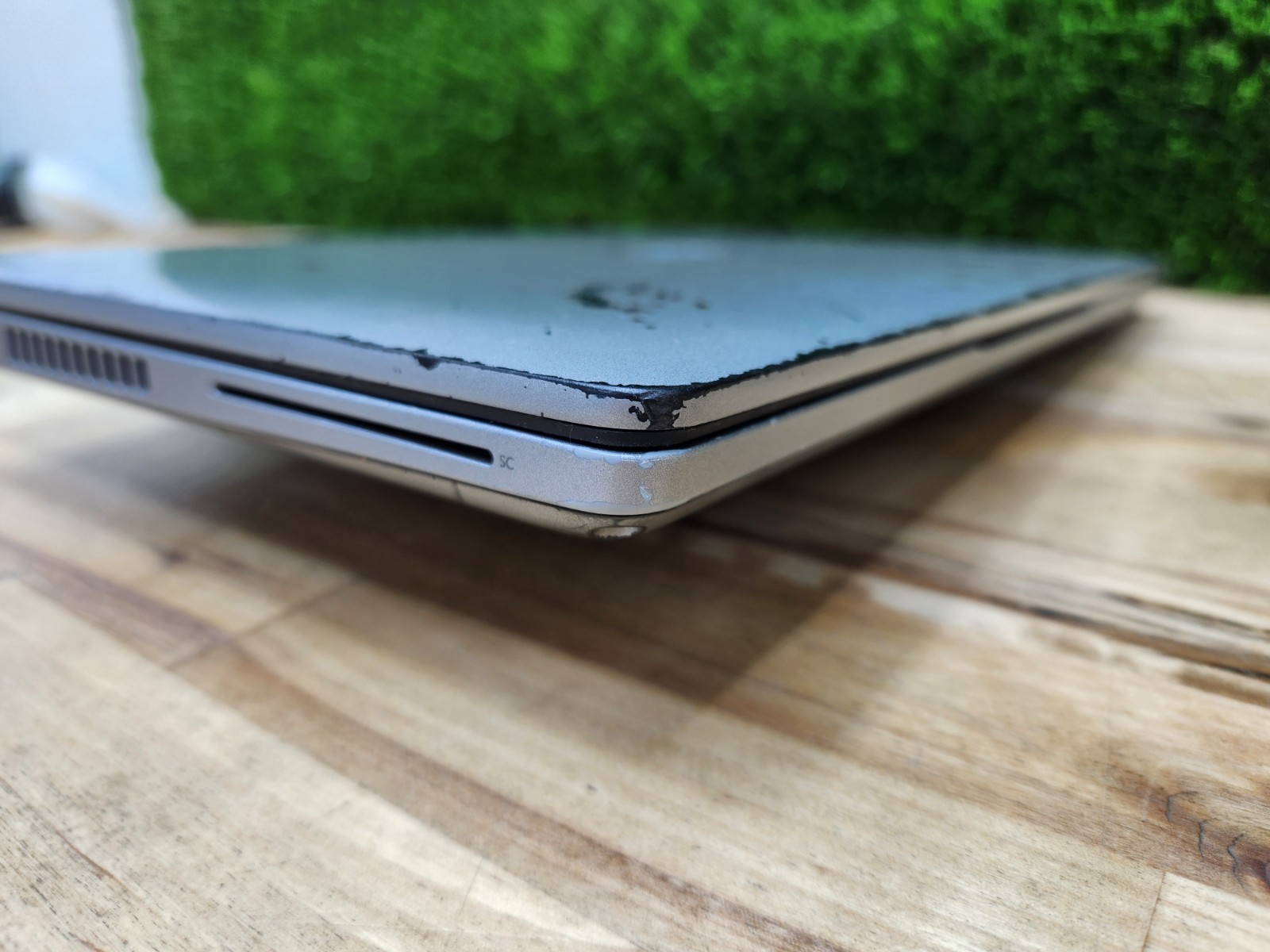 Dell Latitude 5410 14″ FHD i7-10610U 1.8GHz 16GB 256GB SSD Windows 11 Pro ~