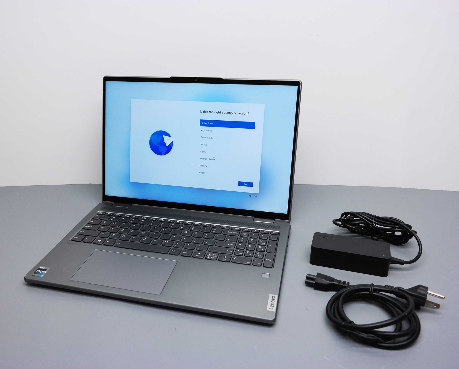 Lenovo Yoga 7 16IAP7 16″ Core i7-1260P 16GB 512GB SSD