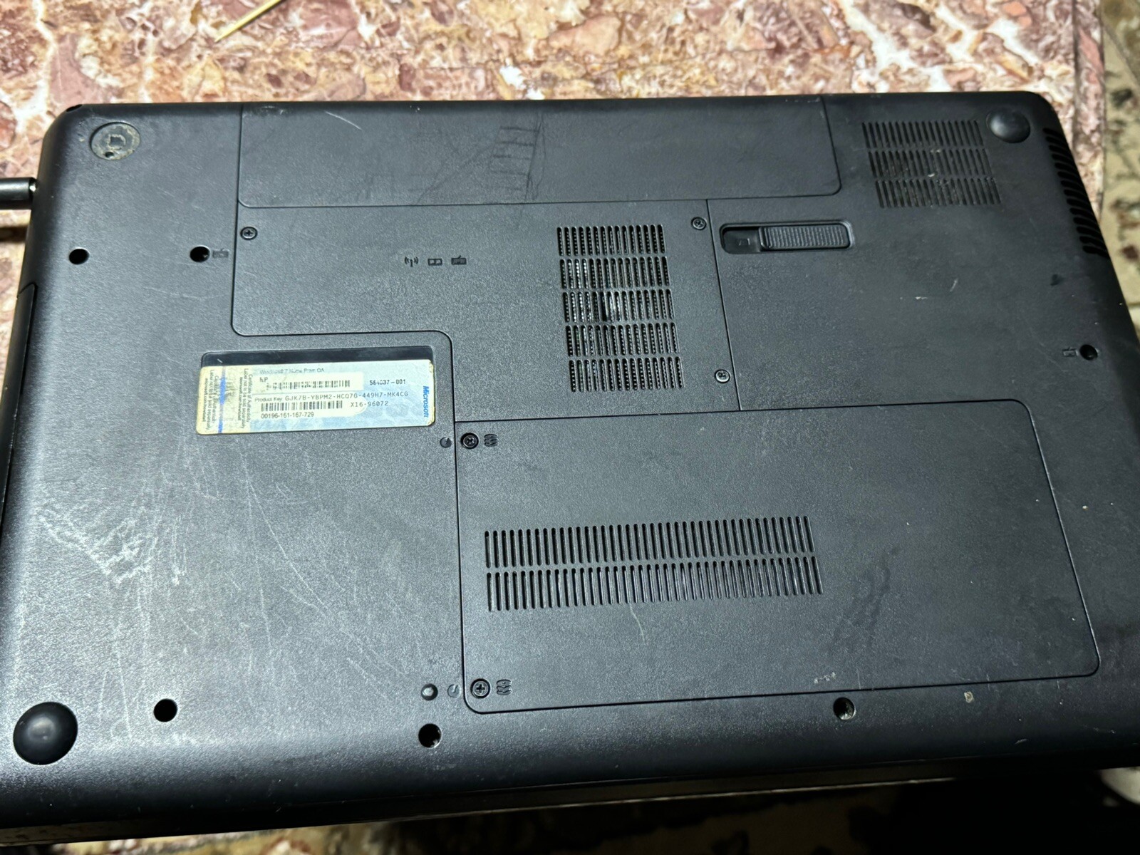 HP Compaq Presario CQ62 15.6 WINDOWS 7 Intel Celeron 2.20GHZ, 3gb Ram, 300gbHDD