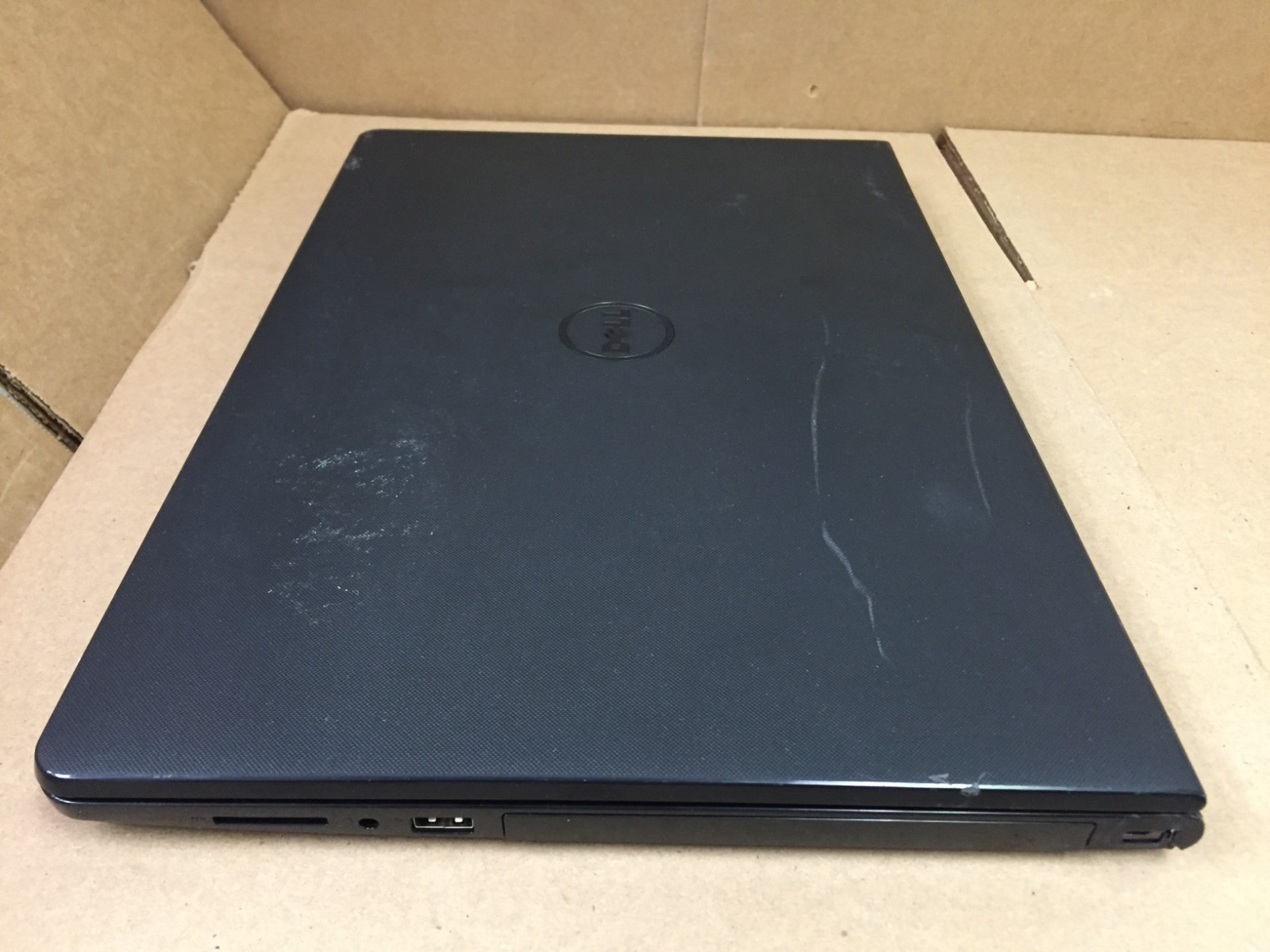 Dell Inspiron 15 3567 15.6″ Touch i5-7200U 2.50GHz 8GB RAM 512GB SSD No AC Read