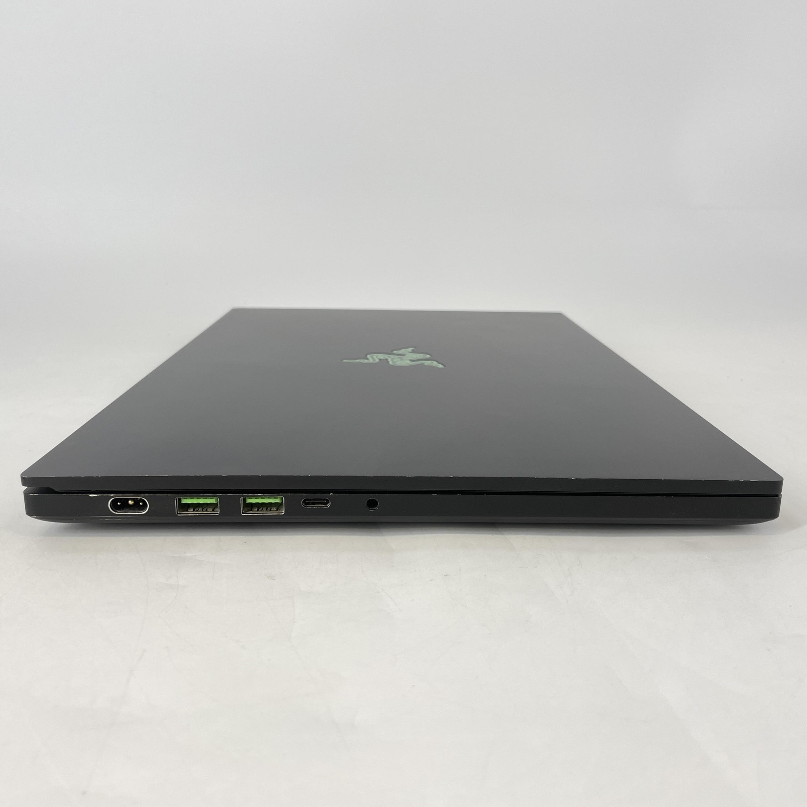 Razer Blade 15 Advanced 300Hz FHD i7-10875H 2.3GHz 16GB 1TB RTX 2080 Super Max-Q