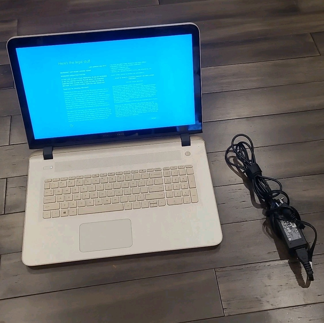 HP Pavilion 17.3″ Laptop 17-g153cy AMD A4-6210 Radeon R3 4GB RAM 1TB HDD Win 11