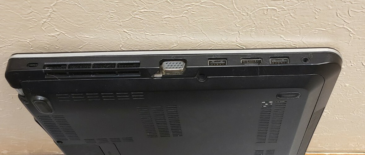 LENOVO THINKPAD E440 Intel Core i3-4000M 2.40GHz 4GB RAM 250GB WEBCAM WIN 10