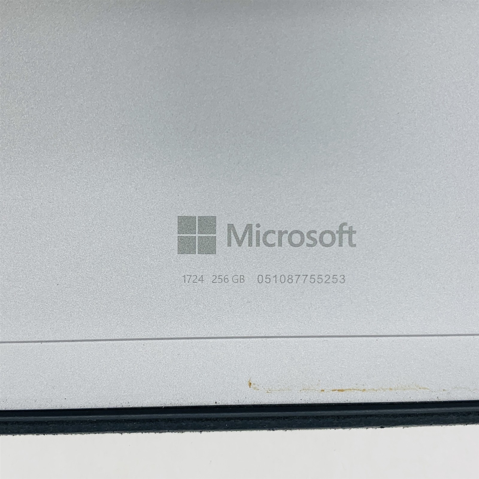 Microsoft Surface Pro 4 1796 12.3″ i7-7660U 2.5GHZ 8GB RAM 256GB NVMe Win 11 PC