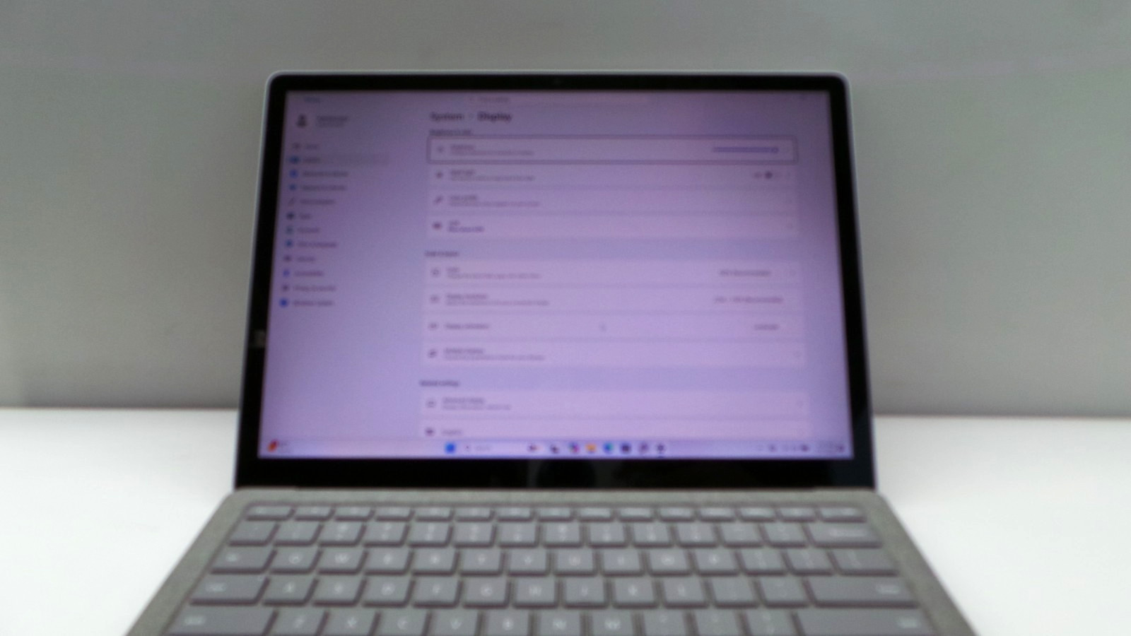 Microsoft Surface Laptop 2 | 13.5″ Touch | i7-8650U 1.90GHz 16GB RAM 512GB SSD