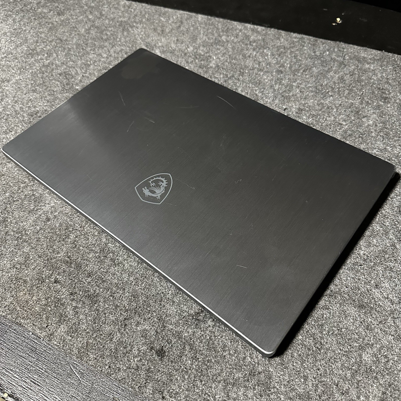 MSI Modern 15 A10M-450US INTEL i5 10210U 16GB RAM 512GB SSD