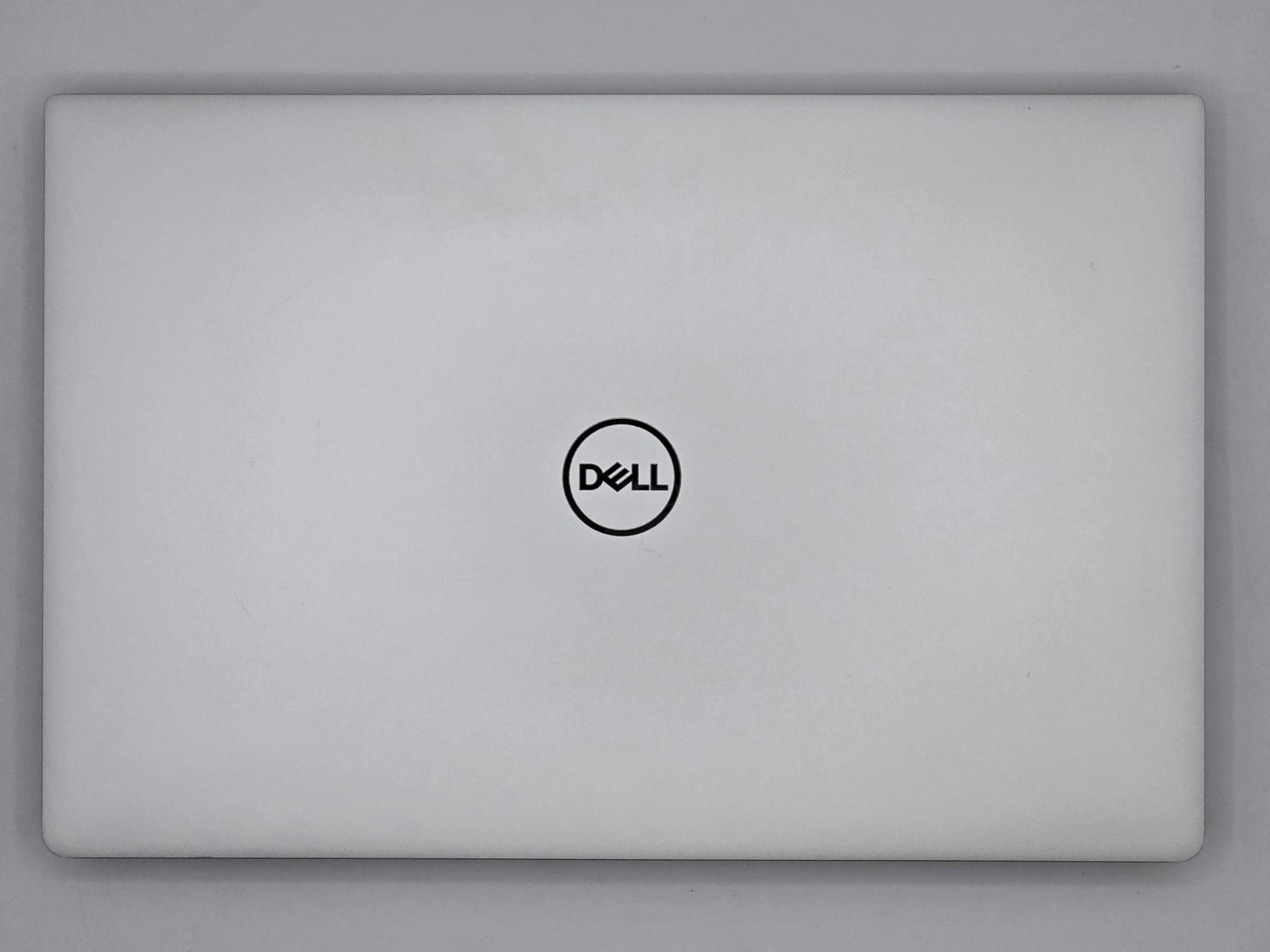Dell XPS 13 9305 FHD 13″ I5-1135G7 256GB 8GB W11P Webcam Backlit FP Reader