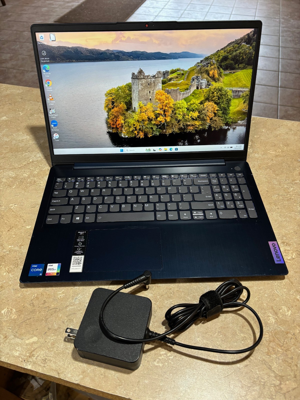 Lenovo IdeaPad 3 15ITL6 15.6″ Core i5-1135G7 8GB 256GB Nvme SSD – Abyss Blue