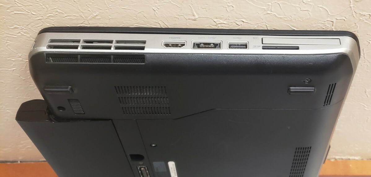 Dell Latitude E5430 14″ Core i7-3520M 2.90GHz 6GB RAM 500GB HDD WEBCAM 1600X900