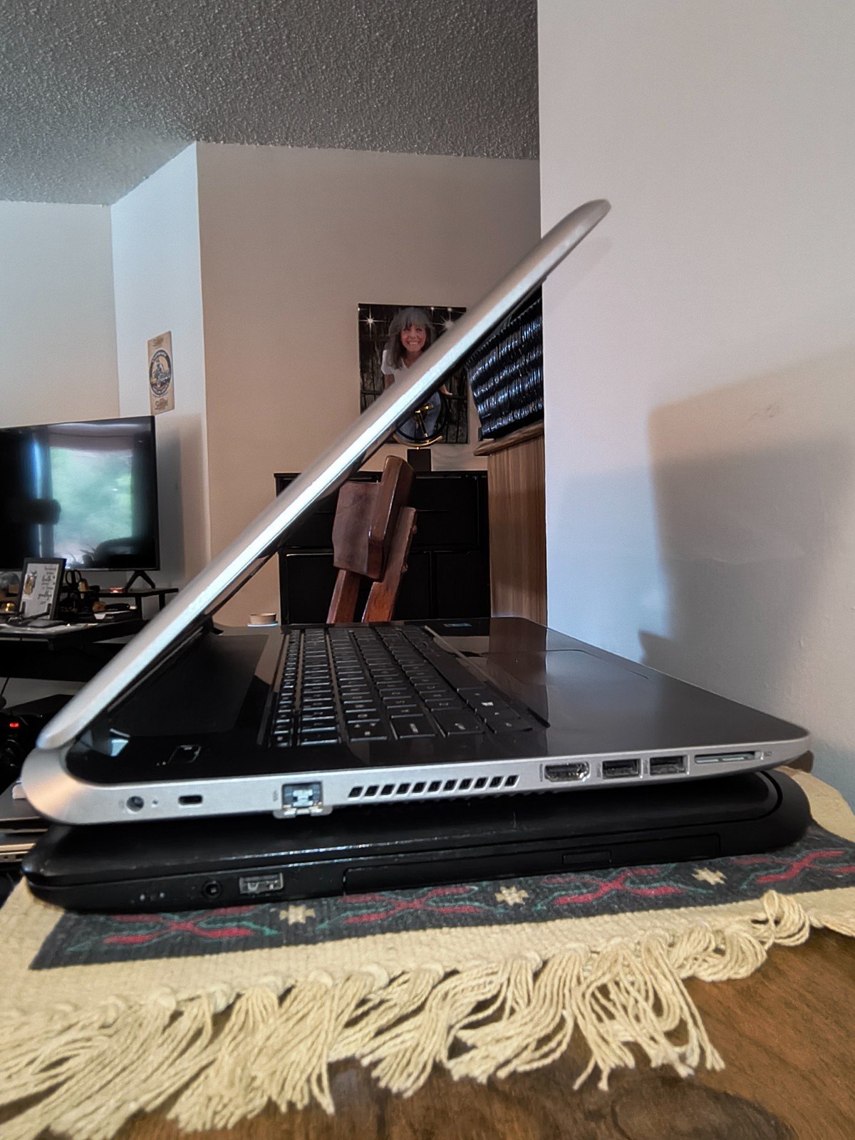 17.3″ HP Pavilion Notebook Core i5-4210U@1.7GHz 8GB 256GB SSD Win11Hm