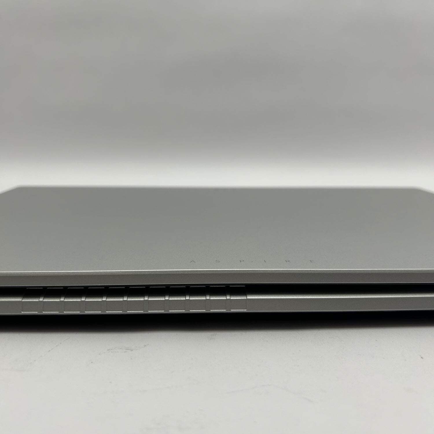 Acer Aspire Lite AL15-33P-C1CG 15.6″ N150 3.6GHz 8GB RAM 256GB SSD SSD