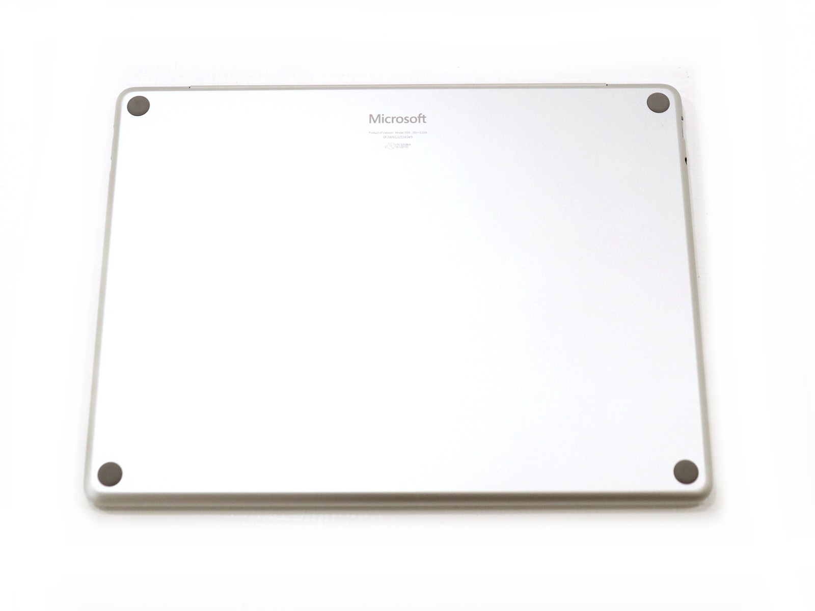 Microsoft Surface Laptop 13″ Touch (2095) Snapdragon X Plus 16GB 256GB NVMe W11H