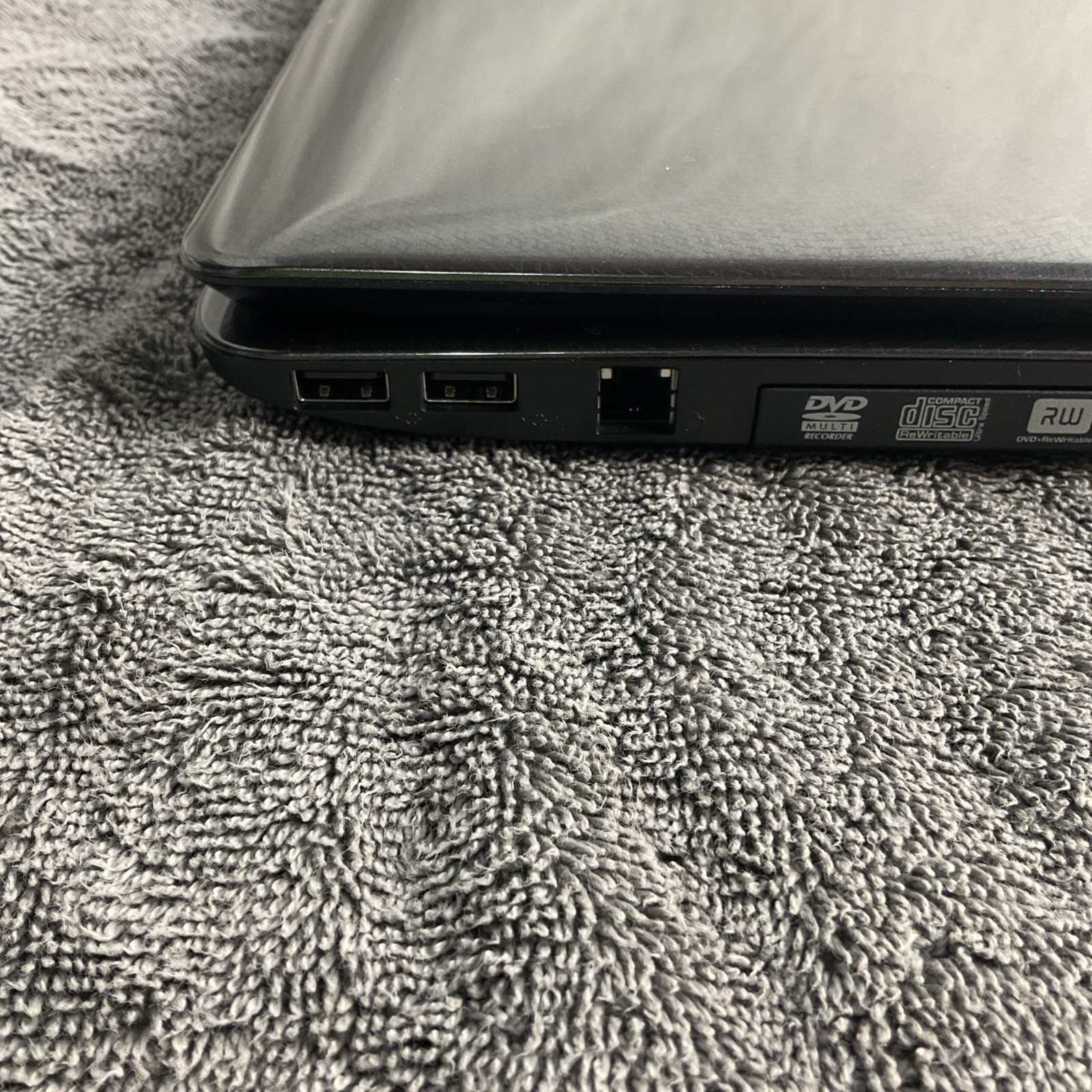 Toshiba Satellite L655-s5061 Working With Charger No Battery