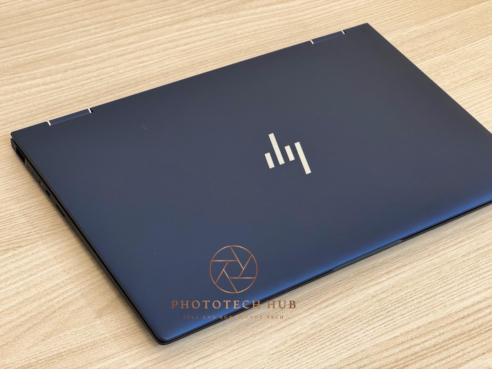HP Elite Dragonfly Max 13.3″ Touch i7-1165G7 2.80GHz/16GB/1TB NVMe