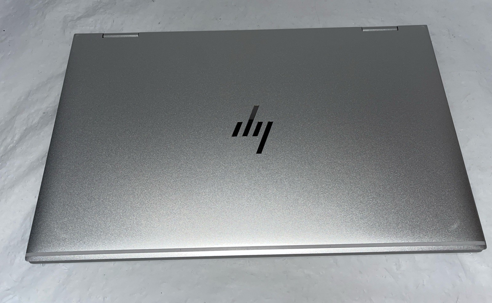HP EliteBook x360 1040 G8 14″ i5-1135G7@2.4GHz, 16GB RAM, 250GB M2, Win 11 Pro
