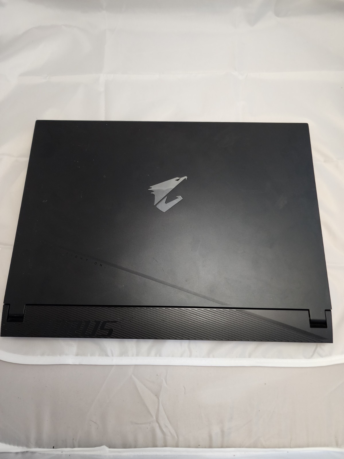 Aorus 15P-2023 Gaming Laptop RTX3050 i5-13th Gen 8Gb Ram 512GB SSD Windows 11