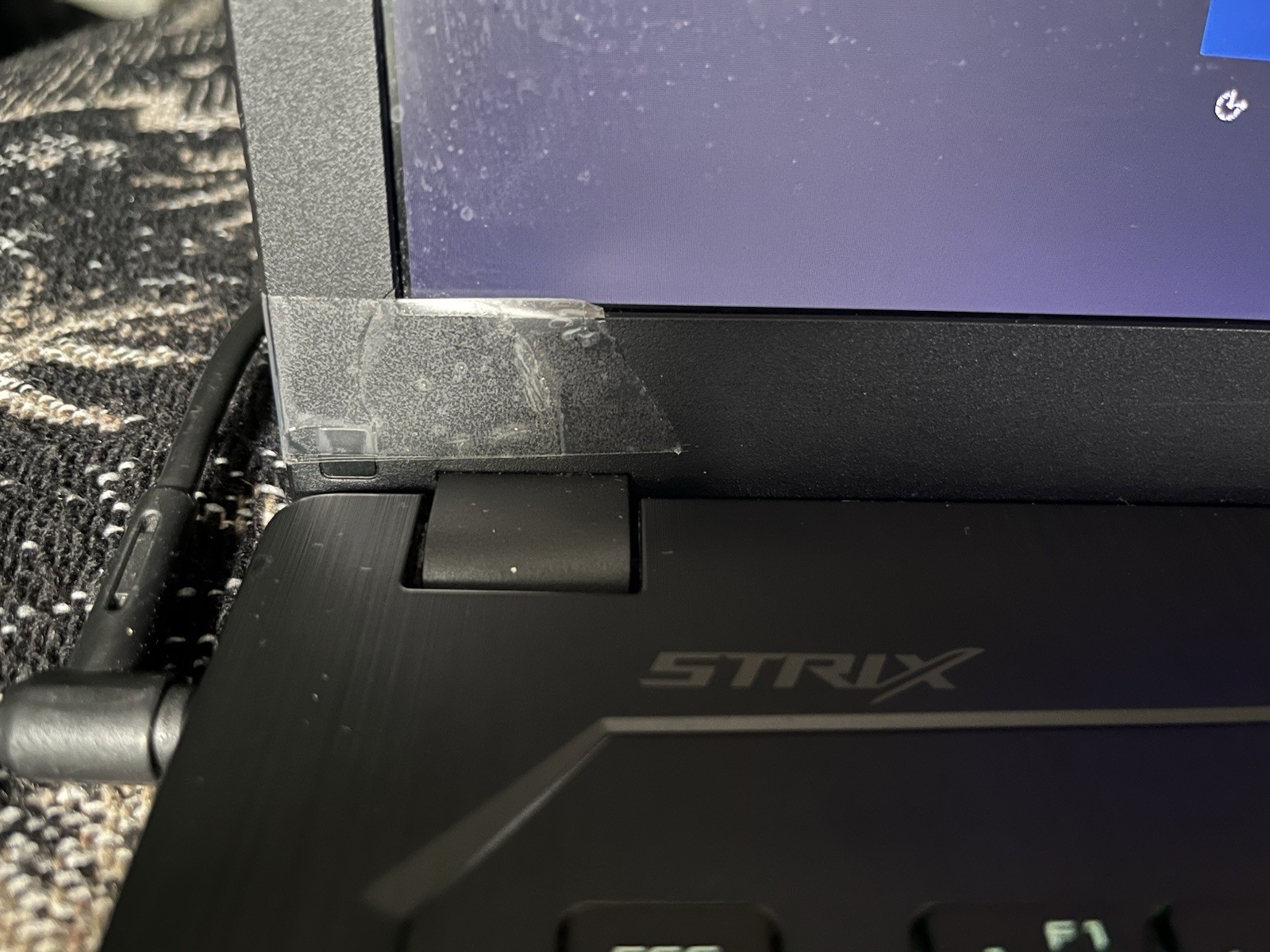 ASUS ROG Strix GL753VE-RS71 17.3″ i7-7th GTX 1050 Ti 16GB 1TB+256SSD Win