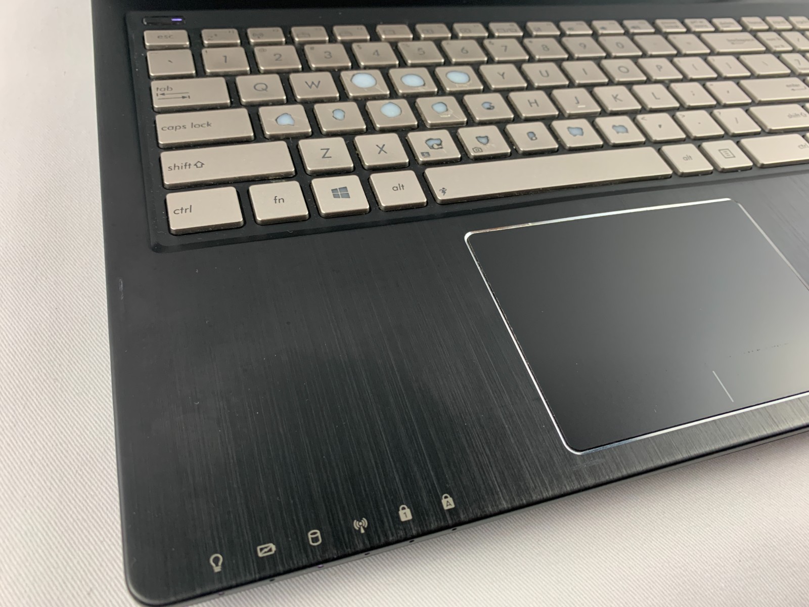 Asus Q500A Laptop For Parts/Repairs, No Touchpad or Camera i5 2.5GHz 6GB RAM W10