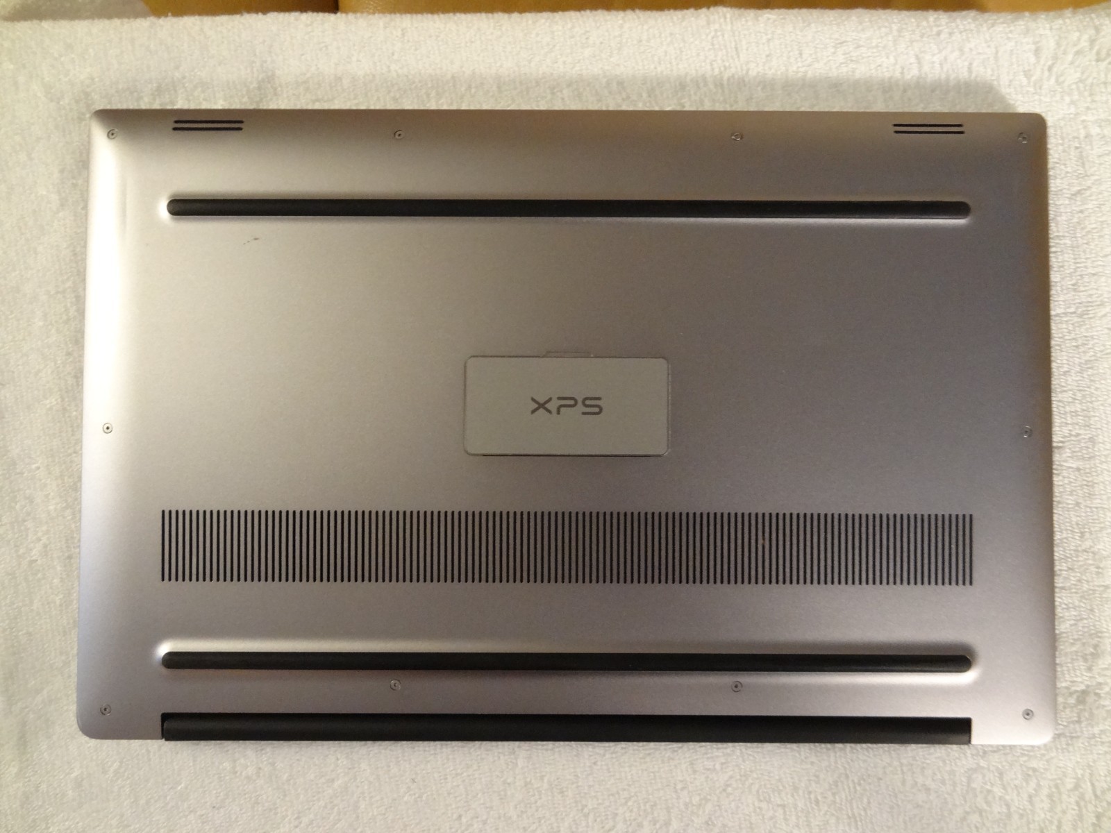 Dell XPS 15 P56F Laptop Computer -15.6″Screen – Windows 10 – Intel i5 – 8GB RAM