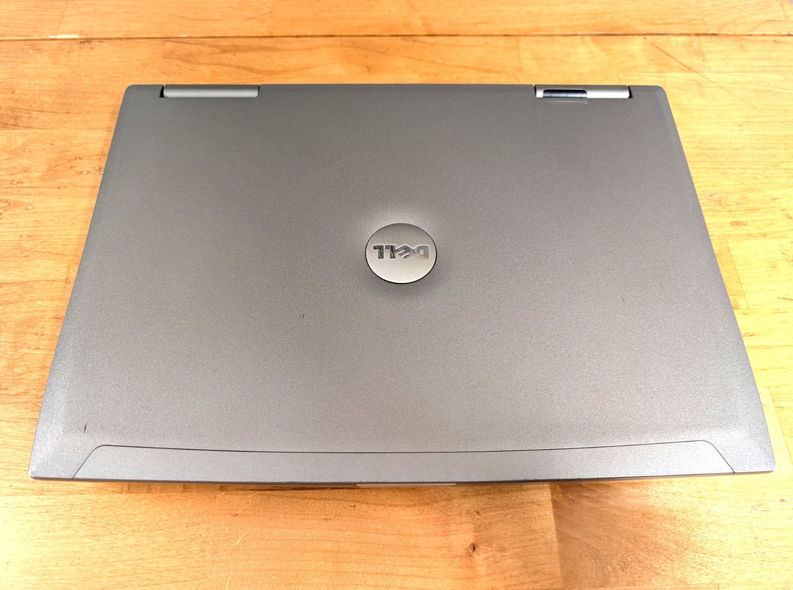 Dell Latitude D810 Pentium M 2.13Ghz 2GB 60GB Windows XP Pro – Complete
