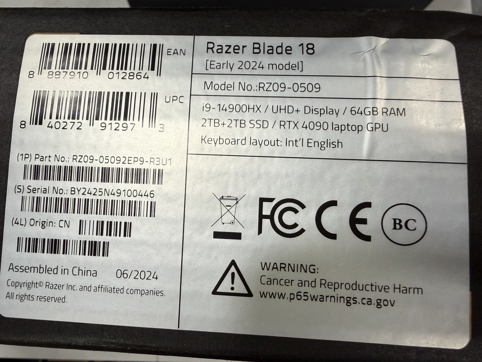 *Mint* Razer Blade 18 Corei9-14900HX, 64GB RAM, 4TB SSD, RTX 4090 16GB, 4K 200Hz