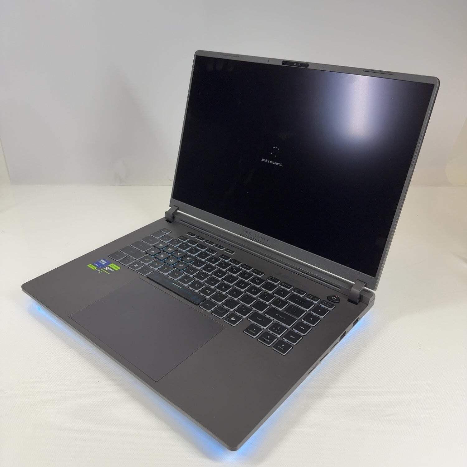 Asus G615L G615L 16″ Core Ultra 9 275HX 2.7GHz 32GB RAM 1TB SSD GeForce RTX 5060