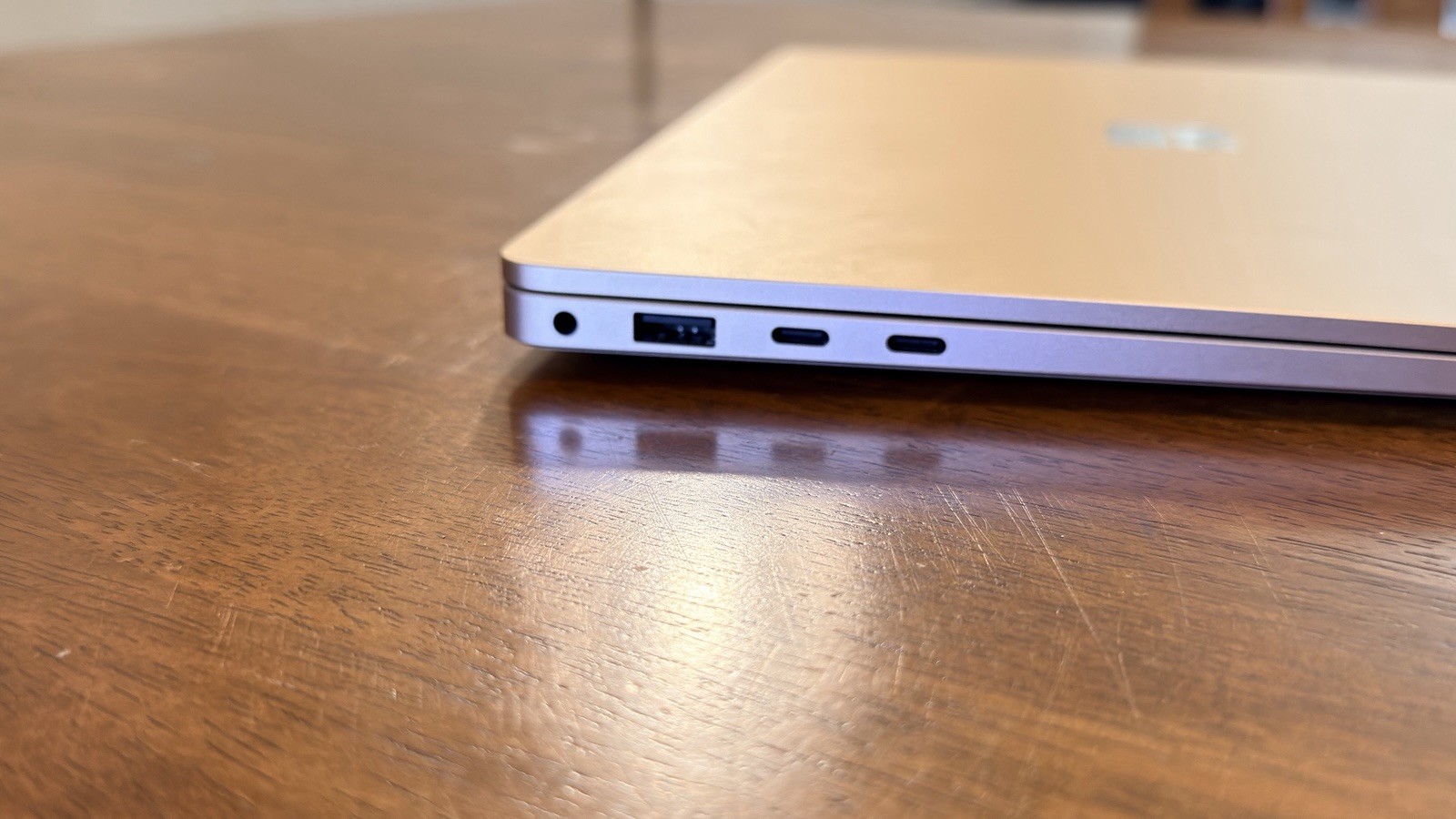 Microsoft Surface Laptop 7th Edition 13.8″ 512gb Snapdragon X Plus 16GB RAM Dune