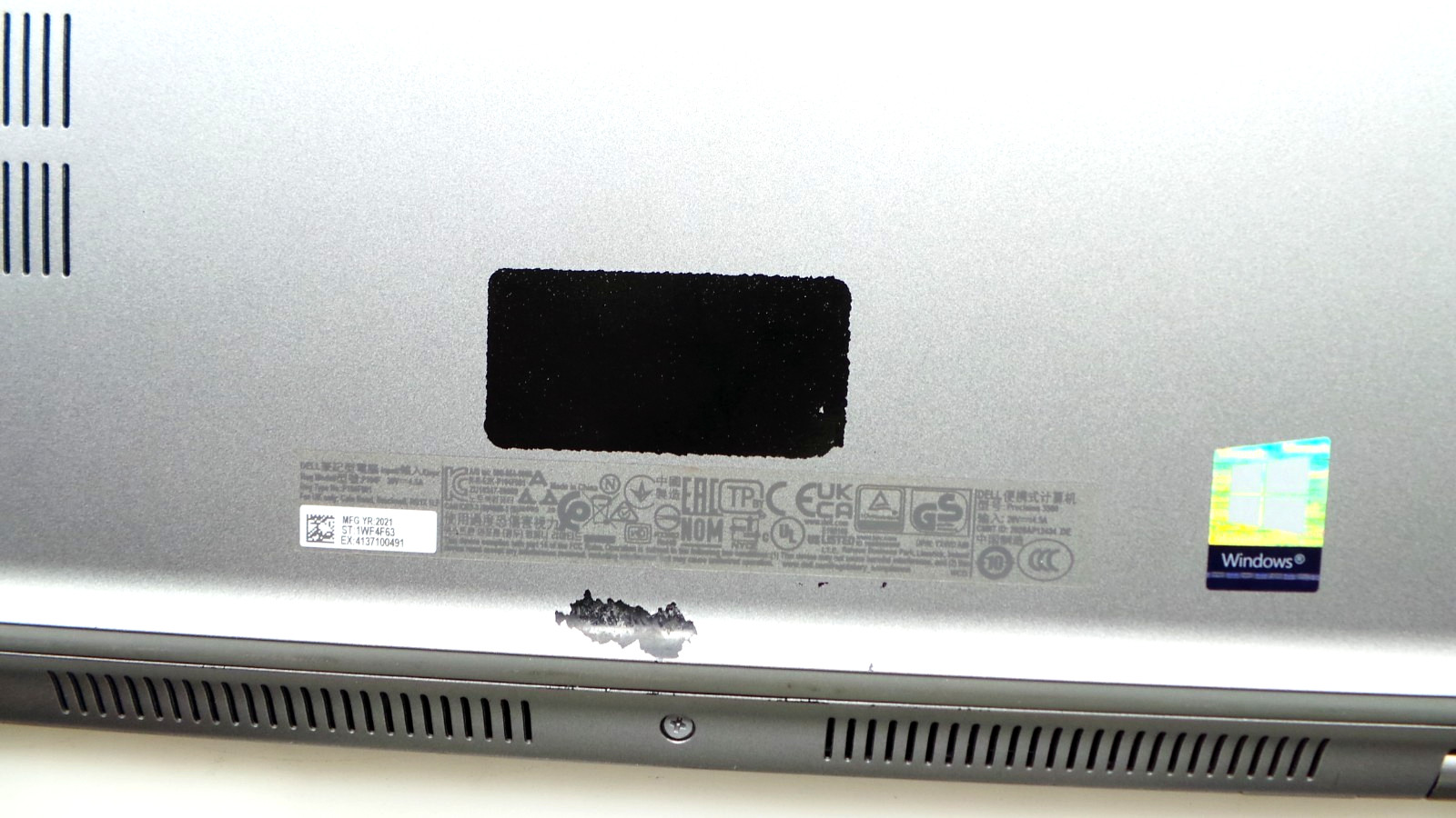 Dell Latitude 3560 15.6″ | i5-1145G7 2.60GHz | 16GB RAM 256GB NVMe | WIN 11 PRO